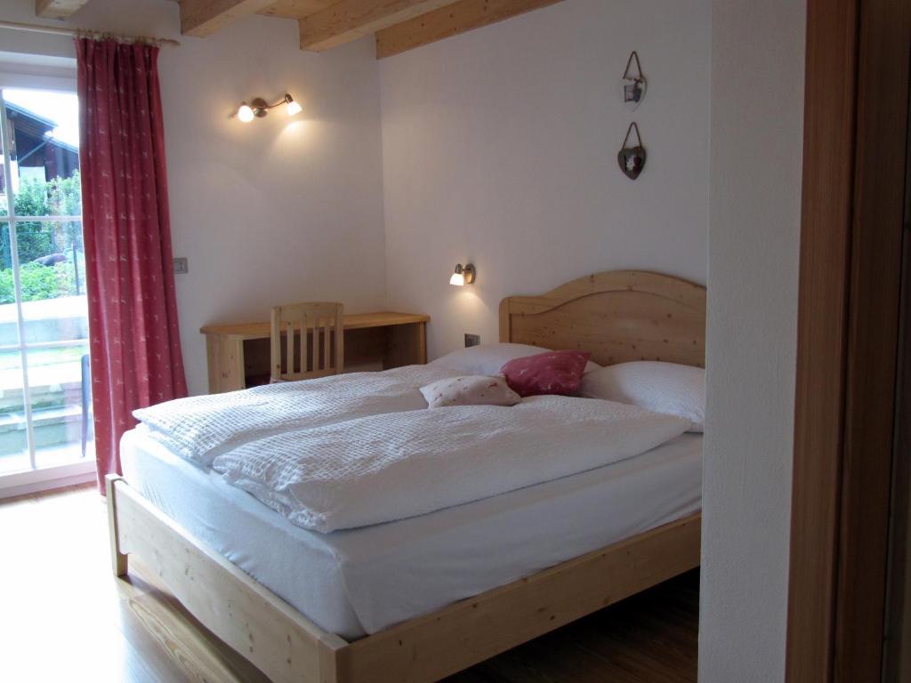 Affittacamere Famiglia Ceschini Tesero Habitación foto